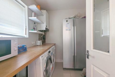 10 Gould Road, Feltham, TW14 8AB