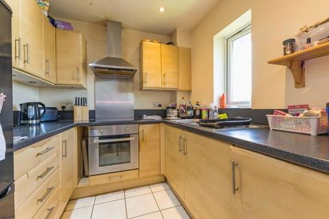 2 bedroom apartment for sale, Sovereign Heights, Slough, Berkshire, SL3 8PY