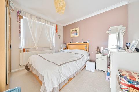 3 bedroom semi-detached house for sale, Leys Close, Harefield, UB9