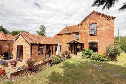 4 bedroom detached house for sale, Rutland Square, Barkestone Le Vale