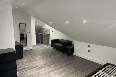 undefined, Cheapside, Luton, Bedfordshire