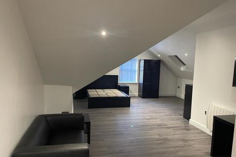 undefined, Cheapside, Luton, Bedfordshire