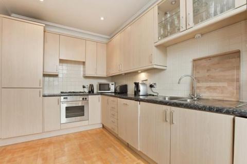 2 bedroom flat to rent, Sutherland Avenue, Little Venice, W9