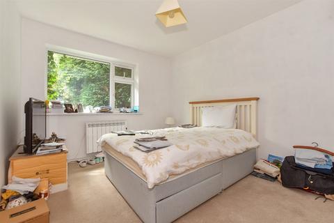 undefined, Fern Close, Folkestone CT18