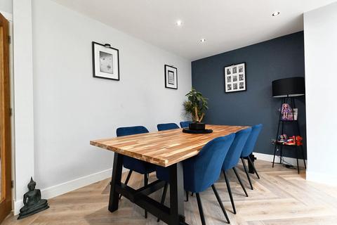 26 Blakefield Drive, Worsley, Manchester, M28 7DW