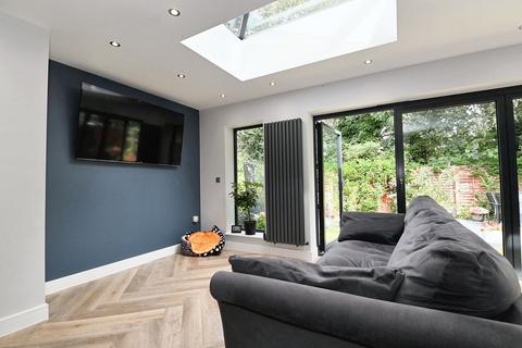 26 Blakefield Drive, Worsley, Manchester, M28 7DW