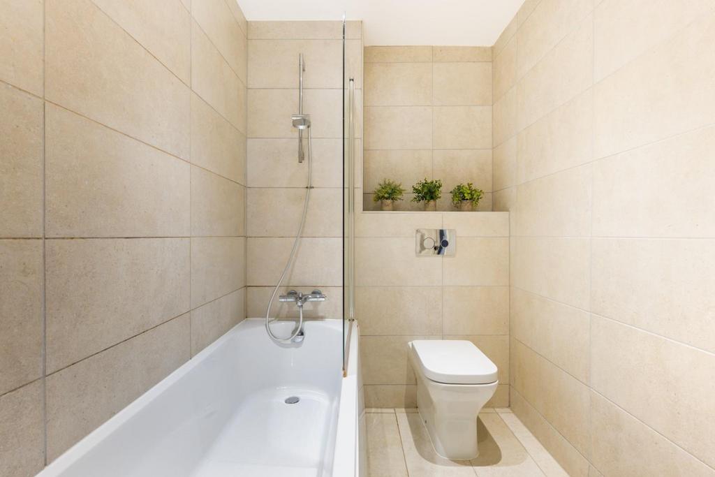 Bathroom-1.jpg