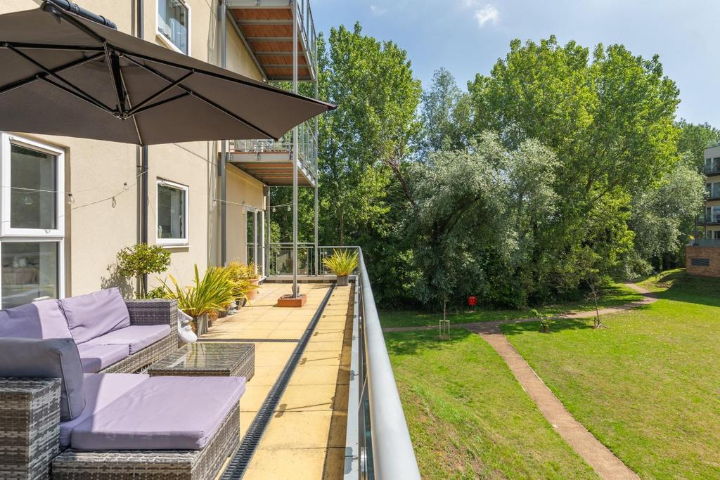 Terrace-4.jpg