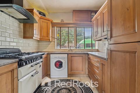 1 West Avenue, Woodlands, Doncaster, DN6 7PA