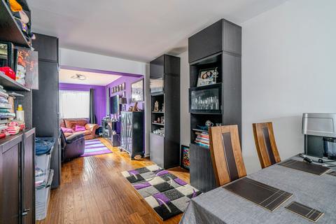 3 bedroom semi-detached house for sale, St. Andrews Close, Slip End, LU1