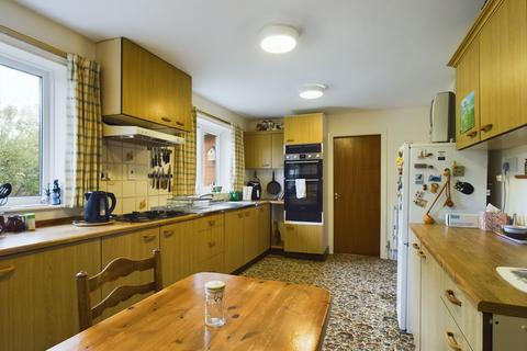 4 bedroom detached bungalow for sale, Hall Meadow, Brigg DN20