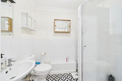 1 bedroom flat for sale, Earls Street, Thetford, IP24