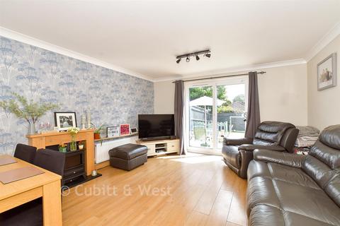 Linnet Close, Littlehampton, West Sussex