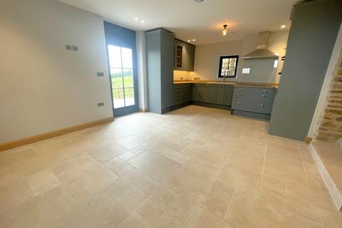 3 bedroom property for sale, Llanfynydd SA32