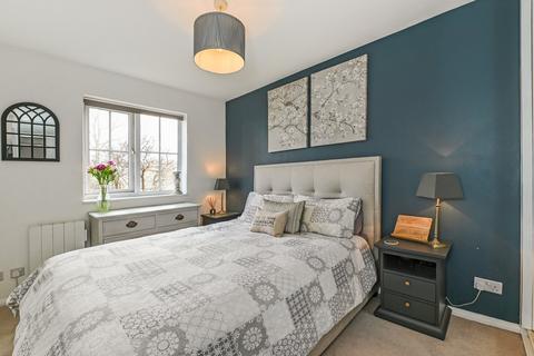 25 Bridge Meadows, Liss, GU33 7JY