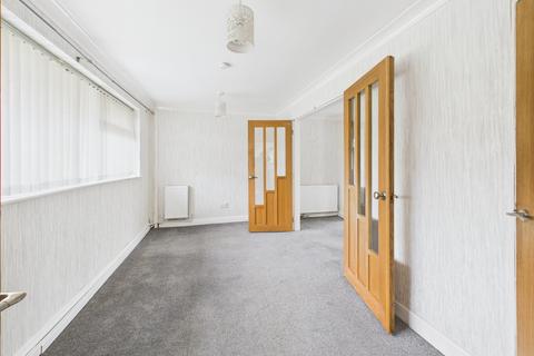 3 bedroom semi-detached house for sale, Trent Close, Sutton, St Helens, WA9