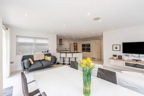 undefined, Telegraph Road, Wirral CH60