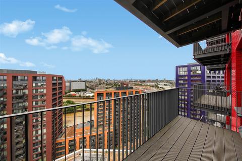 Studio for sale, Defoe House, London E14