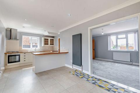 3 bedroom semi-detached house for sale, Monks Dyke Road, Louth, LN11