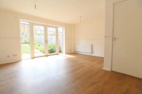 undefined, Hibbert Street, Luton, Bedfordshire