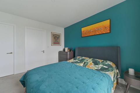 2 bedroom flat for sale, Kidbrooke Park Road, Kidbrooke, London, SE3