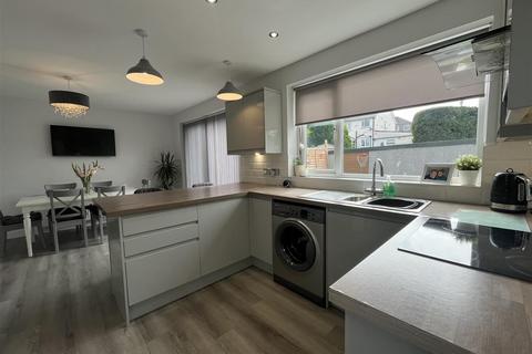 undefined, Bradford Road, Bradford BD12