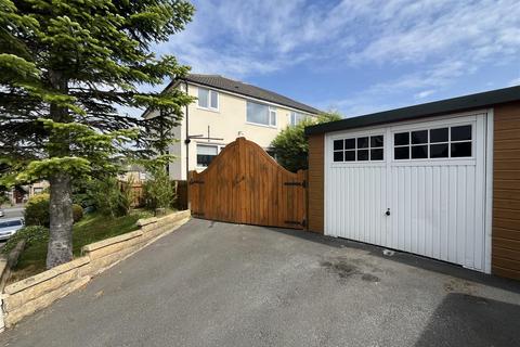 Bradford Road, Bradford BD12