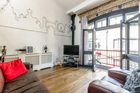 1 bedroom flat for sale, Breezers Court, Wapping, London, E1W