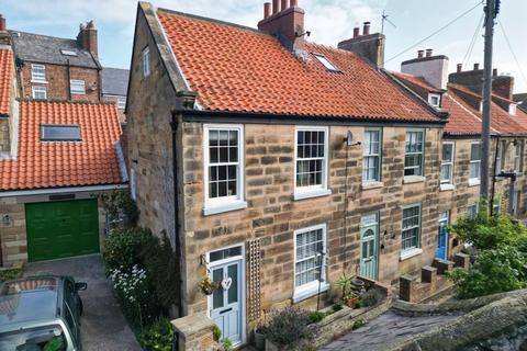 12 Clarence Place, Whitby, YO21 3AS