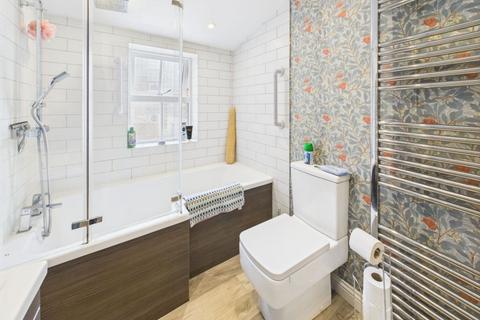 12 Clarence Place, Whitby, YO21 3AS