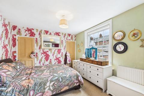 12 Clarence Place, Whitby, YO21 3AS