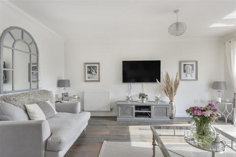 3 bedroom semi-detached house for sale, Silent Garden, Liphook