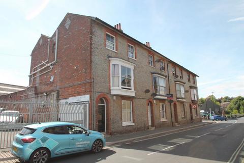 1 bedroom apartment to rent, St James Street, Newport, Isle of Wight