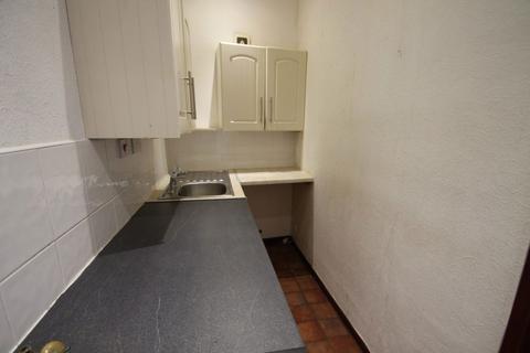 1 bedroom apartment to rent, St James Street, Newport, Isle of Wight