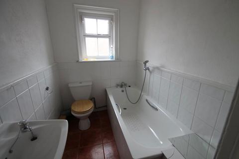 1 bedroom apartment to rent, St James Street, Newport, Isle of Wight