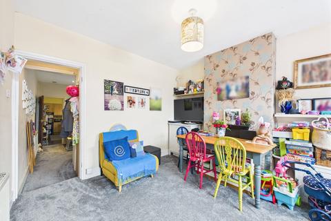 6 Cecil Road, Worcester, WR5 1AX