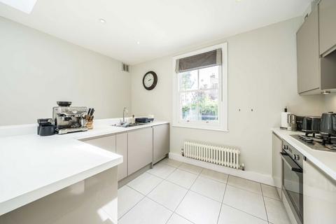 2 bedroom flat for sale, Casewick Road, London SE27