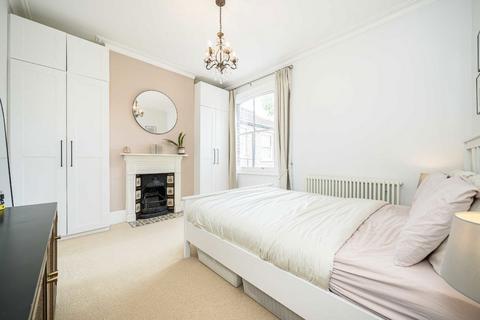 2 bedroom flat for sale, Casewick Road, London SE27