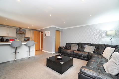 2/1, 50 Garscadden Road, Glasgow, G15 6UL