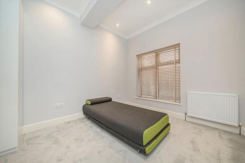 undefined, Woodfield Road, London W5