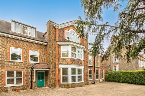 Woodfield Road, London W5