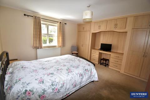 1 bedroom flat for sale, Cross Street, Wigston