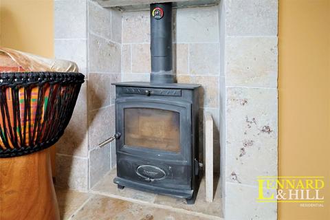 undefined, Stanford Road, Grays RM16