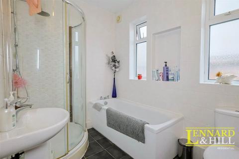 undefined, Stanford Road, Grays RM16