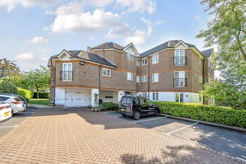 2 bedroom flat for sale, Longcrofte Road, Edgware HA8
