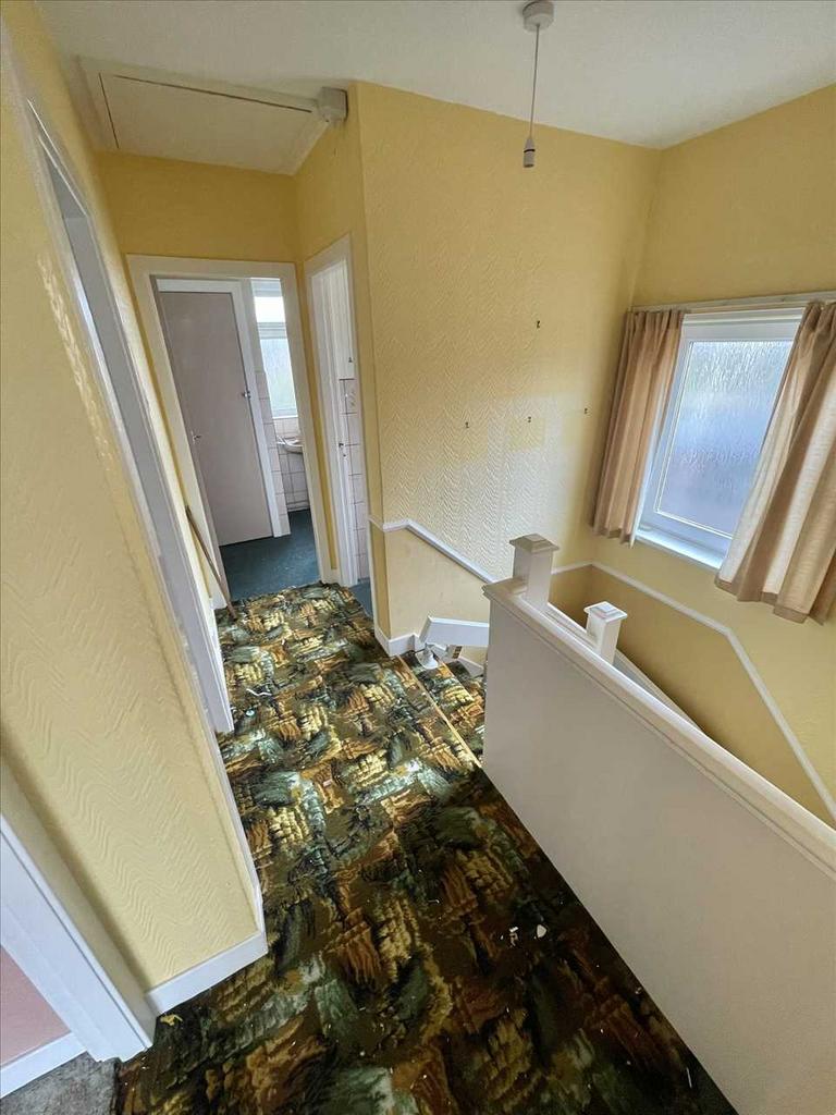 Stairs/landing