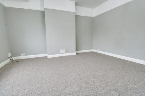 2 bedroom ground floor maisonette to rent, Oakdene Road, Orpington BR5