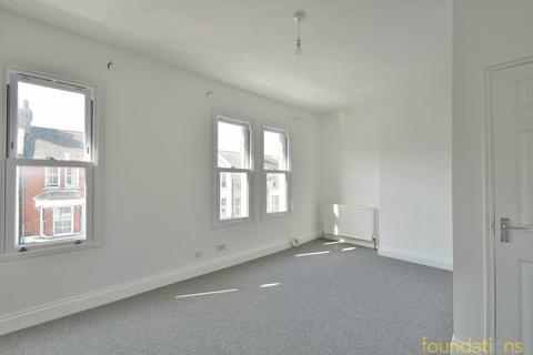 2 bedroom maisonette for sale, Western Road, Bexhill-on-Sea, TN40