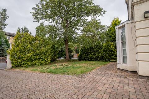 undefined, Aigburth, Liverpool L17