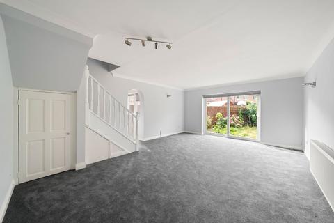 3 bedroom detached house for sale, Felcott Road, Walton-on-thames KT12